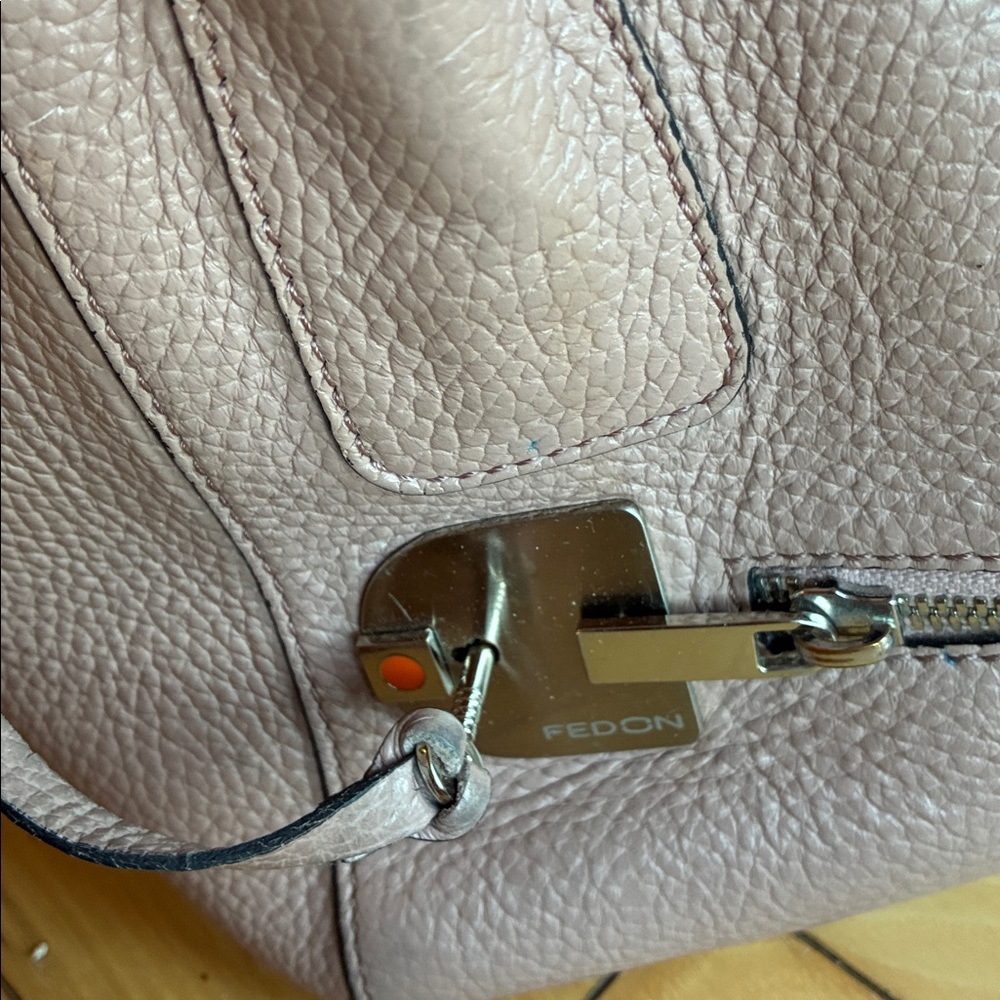 Soft leather satchel - Picture 13 of 16